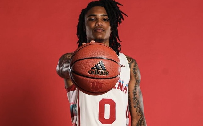 Freshman Guard Shocks NCAA Recruiting Nation Wide Despite offers from Auburn, Alabama, Georgia, Ole Miss, Xavier, Clemson, and numerous other schools,Newton chose to play basketball for Indiana University.